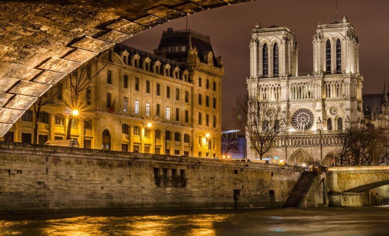 notre-dame-de-paris-celebration